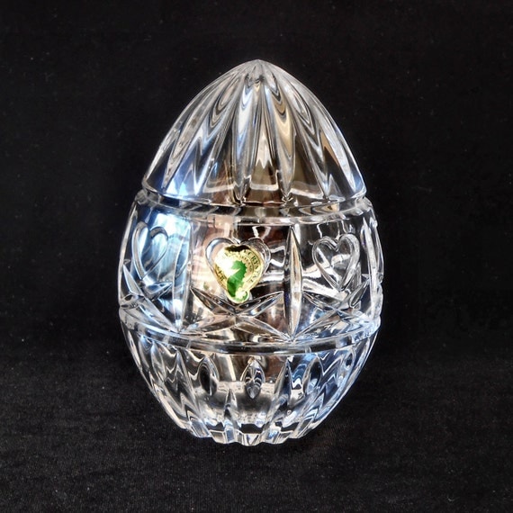 Lead Crystal EggShaped Paperweight approximately 5.5 inches