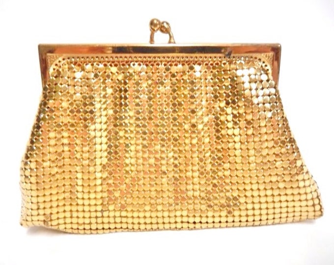 Storewide 25% Off SALE Beautiful Vintage 1950's Whiting & Davis Gold Sequin Mesh Ladies Designer Signed Clutch Featuring Beautiful Original