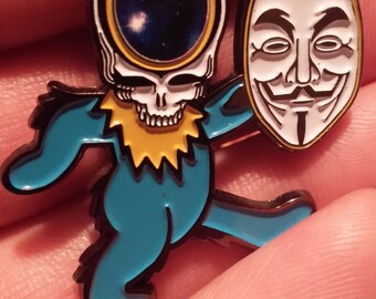Steal your face Grateful dead pin ***FREE SHIPPING***