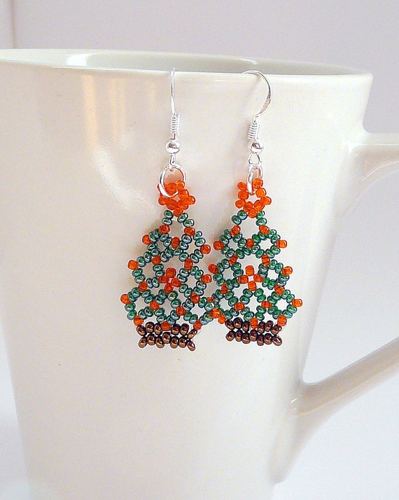 items similar to christmas tree earrings seed bead items similar to christmas tree earrings seed bead