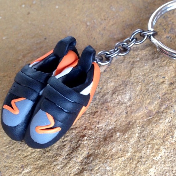 Rock Climbing Shoe Keychain custom by HeelHooks on Etsy