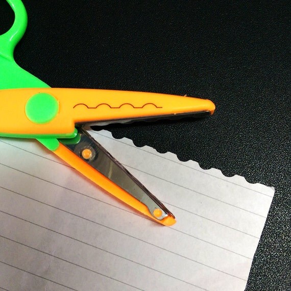 Decorative Edge Scissors Motif Paper Cutting Tool by MaterialDream