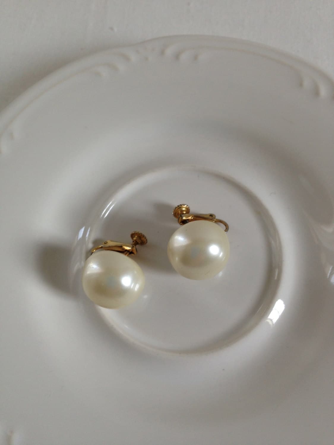 Marvella big pearl vintage earrings Pearl vintage by yenivintage