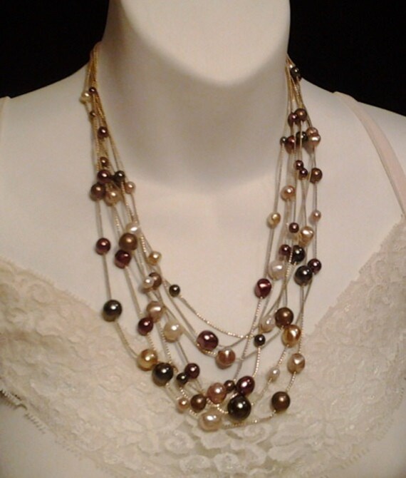 Beautiful Vintage Floating Beads Necklace. ItemN818456