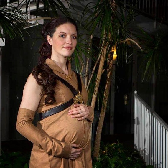 Pregnant Movie Star 73