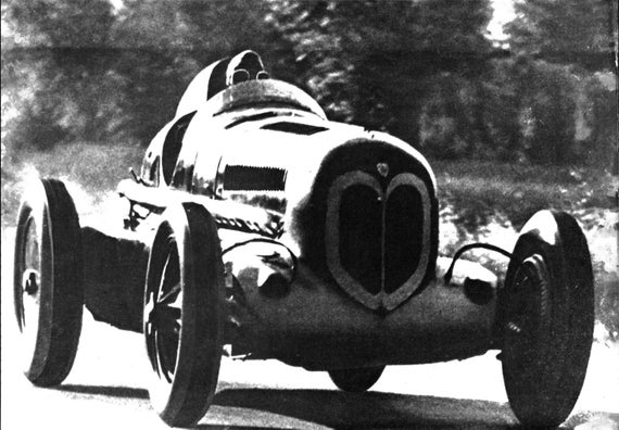 Items similar to 1930s Alfa Romeo racing car in grand prix ...