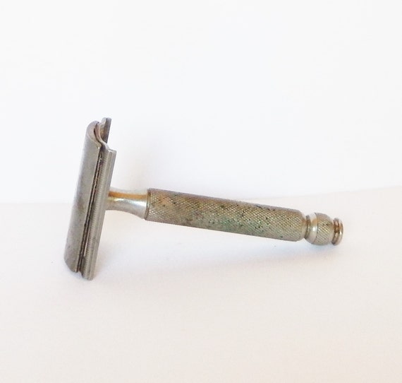 Antique razor Three piece Gillette Ball by MyHighStreetBoutique