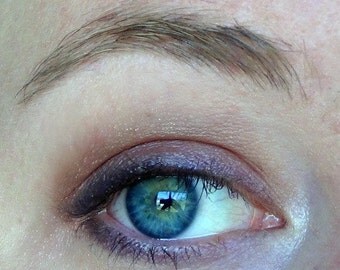 Bewitched Vegan Eyeshadow- Mauve Rose with Brown Undertones