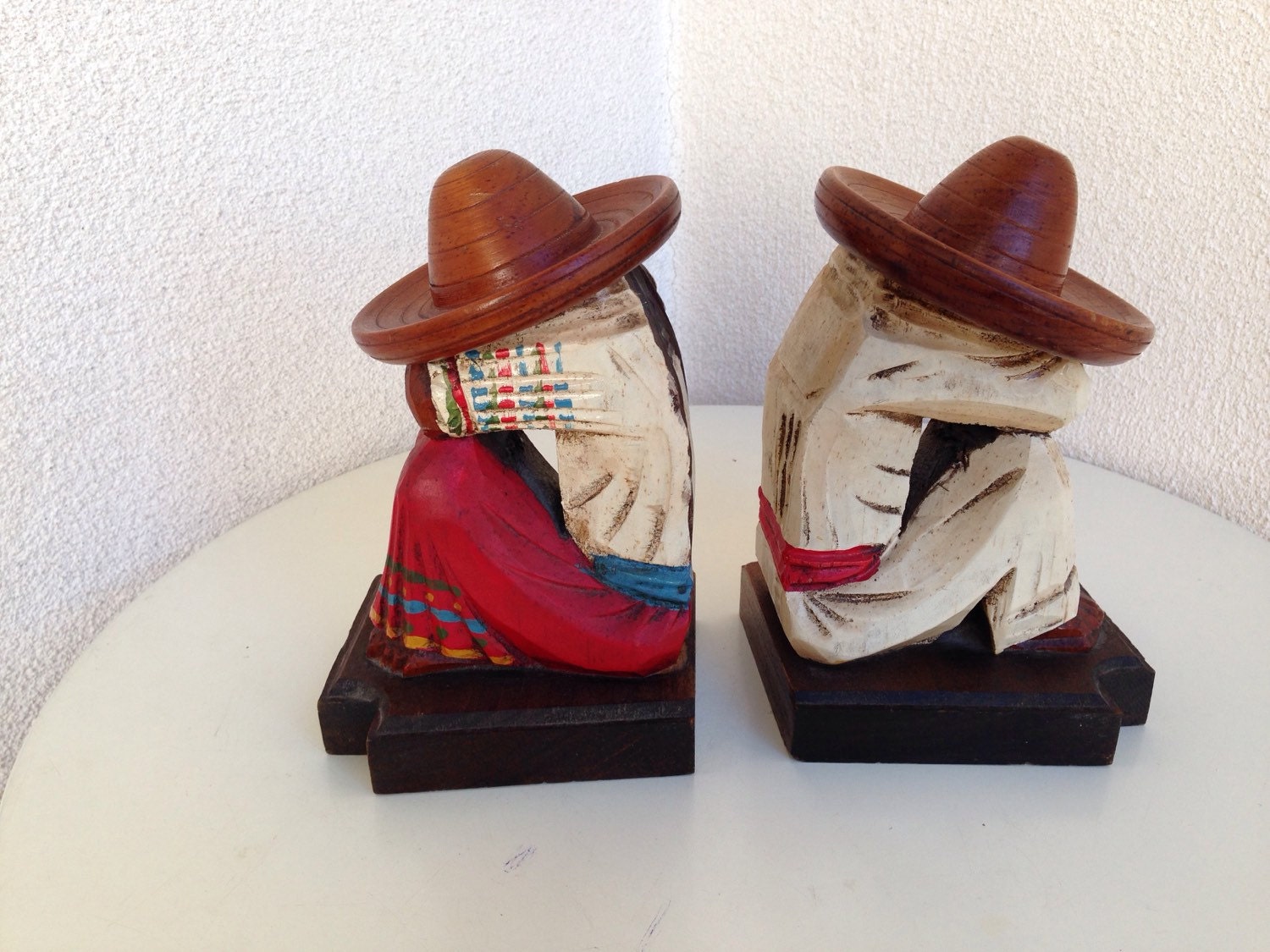 Vintage Mexican wood bookends man woman in Sombreros hat