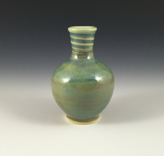 Items similar to Tiny Jade Green Vase. Small Bud Vase. Charming Mother's Day Gift. Budvase on Etsy