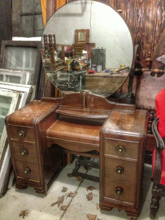 Customize Vintage Vanity desk painted furniture. chalk