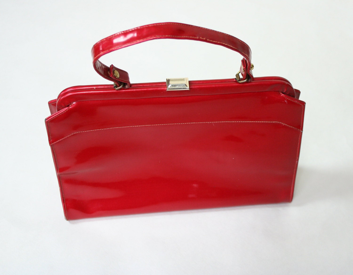 red shiny purse