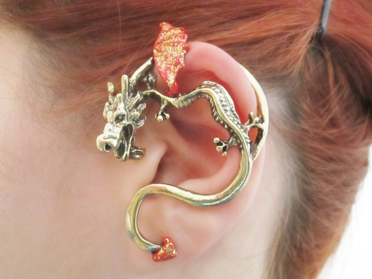 Gold glitter dragon ear cuff earring