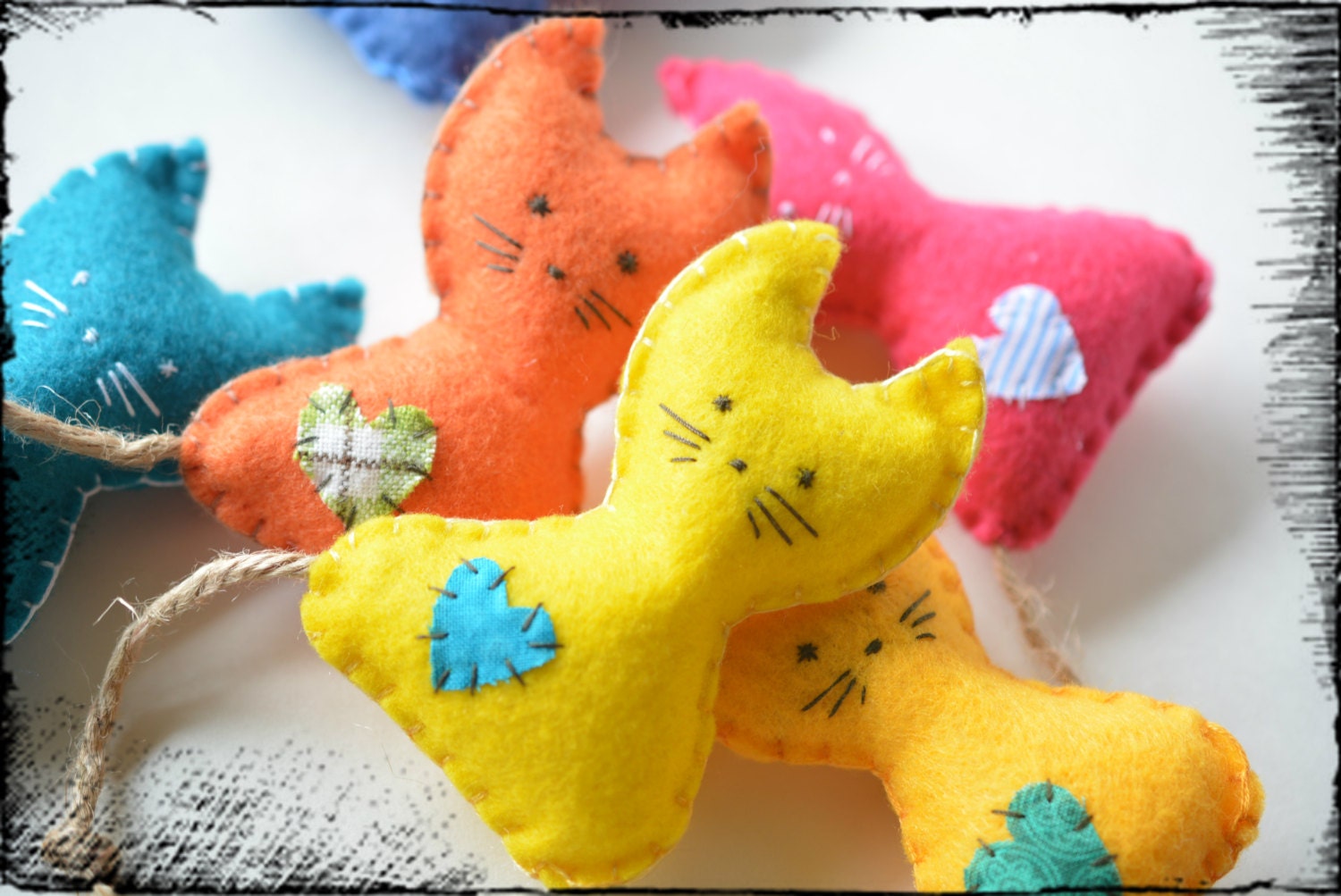 diy felt cat toys