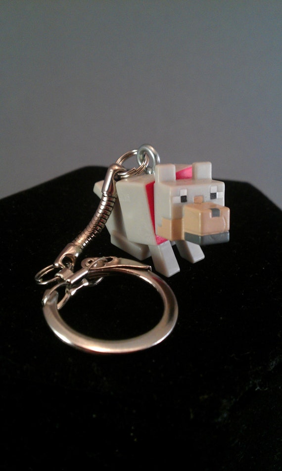Tamed Wolf Minecraft Latching Keychain mini figure Series