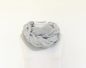 Chunky Loop Cable Knit Infinity Scarf / Women's Accessories / Men's Knit Cowl