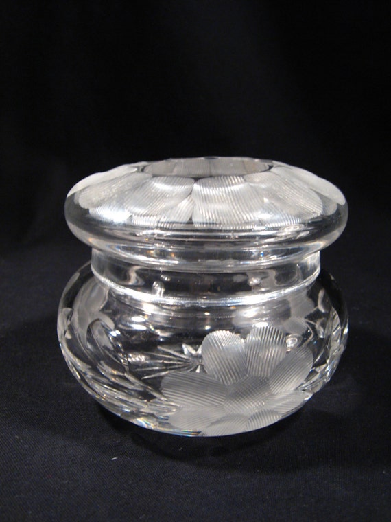 Antique Cut Crystal Hair Receiver Engraved Daisy Intaglio