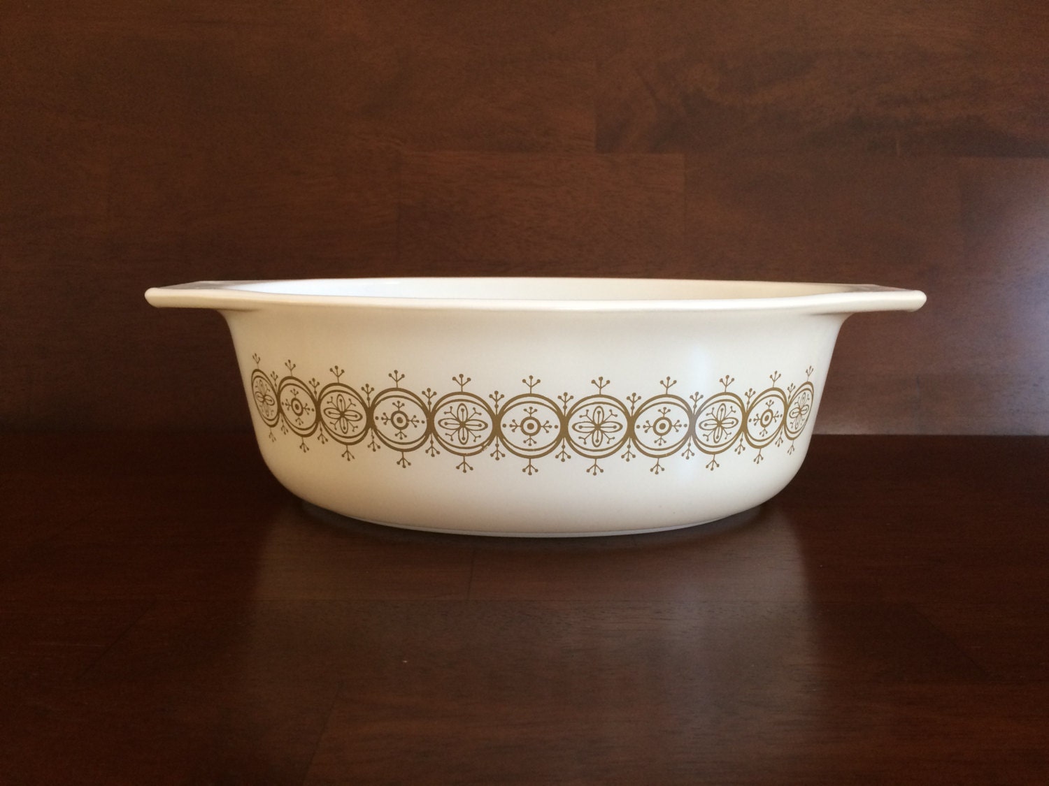 Vintage Pyrex Olive Medallion 1.5 Qt Casserole Dish 043 Haute Juice