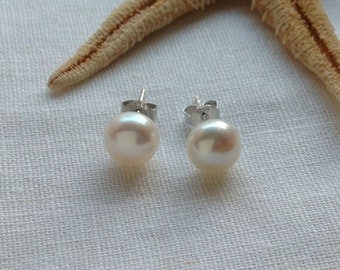 pearl earrings,white pearl earrings,AAA freshwater pearl earrings stud,pearl stud earrings,white earrings,wedding earring