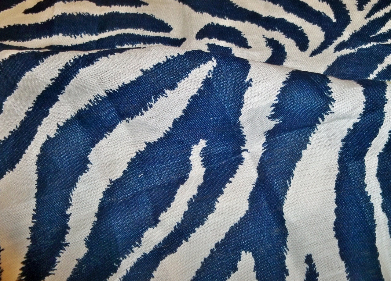 LEE JOFA KRAVET Zebra Linen Print Fabric 10 Yards Blue White