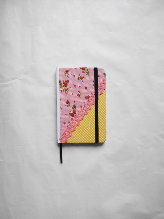 Items similar to Original Notebook, decoupage, small notebook, cute agenda, flowers, 9x14cm, 80