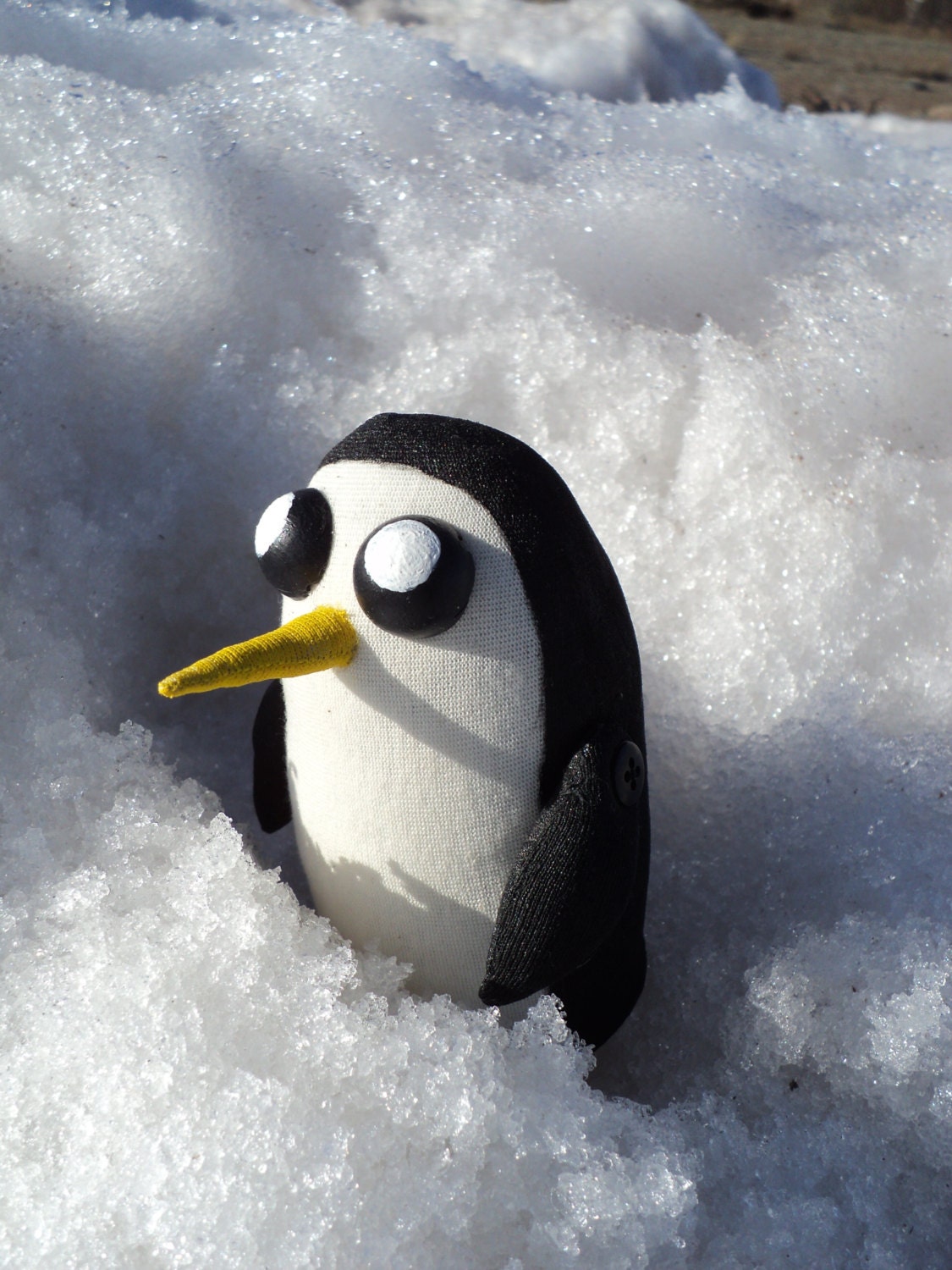 Gunter The Penguin from Adventure Time cartoon by LairOfSoveyshina