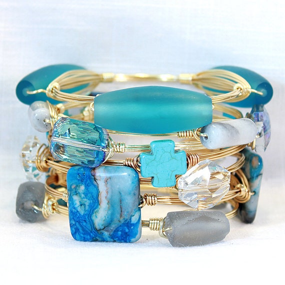 Items similar to Turquoise Blue Resin Beads Wire Wrapped Bangle ...