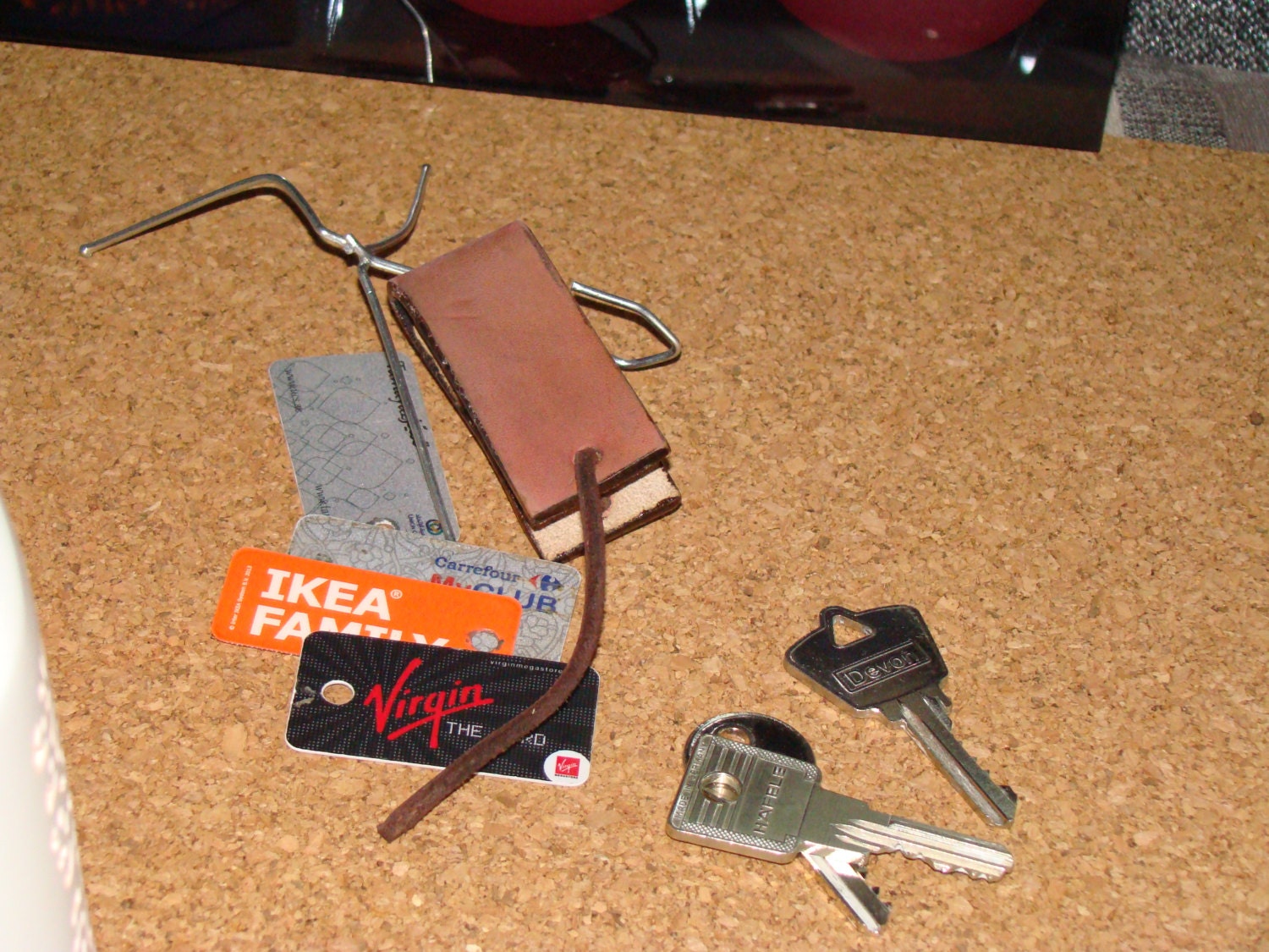 Handmade key and loyalty card holder by Trickyleather on Etsy