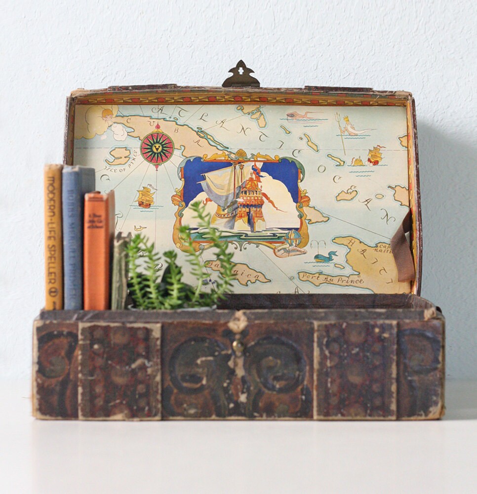 pirates treasure chest toy box