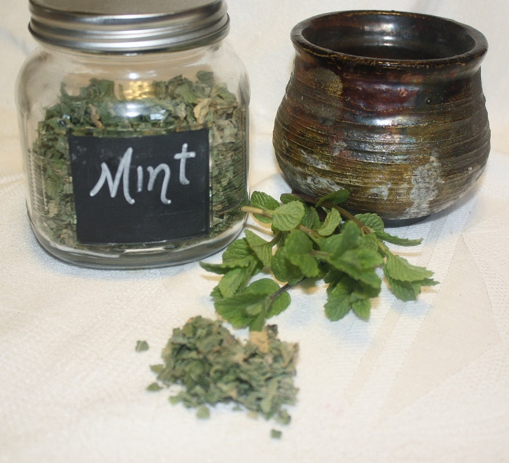 Dried Mint Leaves