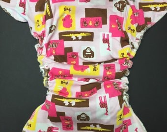 MamaBear One Size Fitted Cloth T-shirt Diaper - Pink Safari