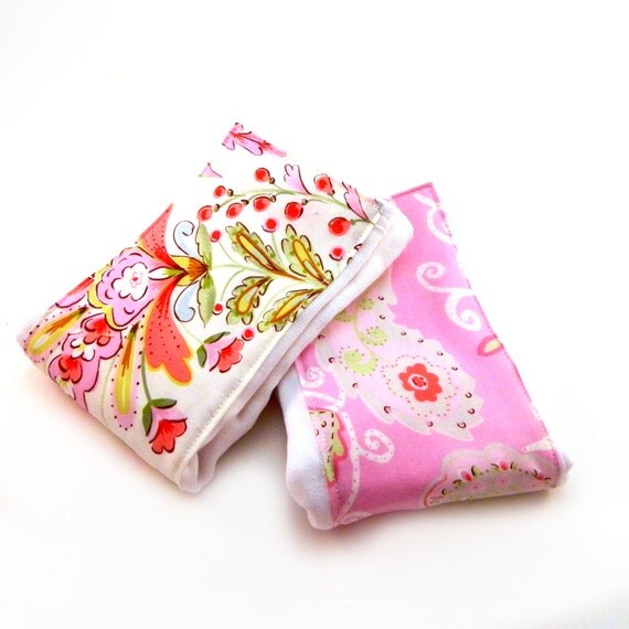 Girl Burp Cloths // Pink flowers Paisley Diaper Burp Cloth - set of 2 // Cotton Burp Clothes // Baby Shower Gift // Gift For Baby