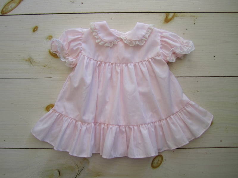 Vintage Light Pink Baby Dress . Size 3-6 Months . Size 12-18