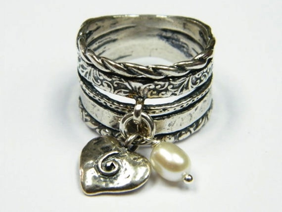 Vintage sterling silver jewelry rings store. Sterling silver ring with drop pearl and heart charms . Bohemian band