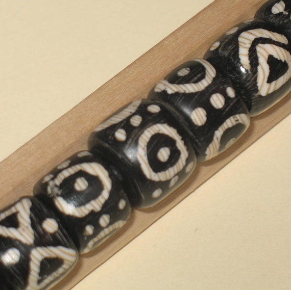 Black and Ivory Kente Cloth Inspired Beads, Batik Drum Beads, Handmade Polymer Clay Beads in Black and White
