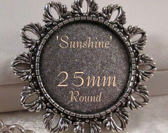 25mm Round Pin Brooch - Antique Silver - 'Sunshine' - 1 pc : sku 03.30.15.6 - Y23