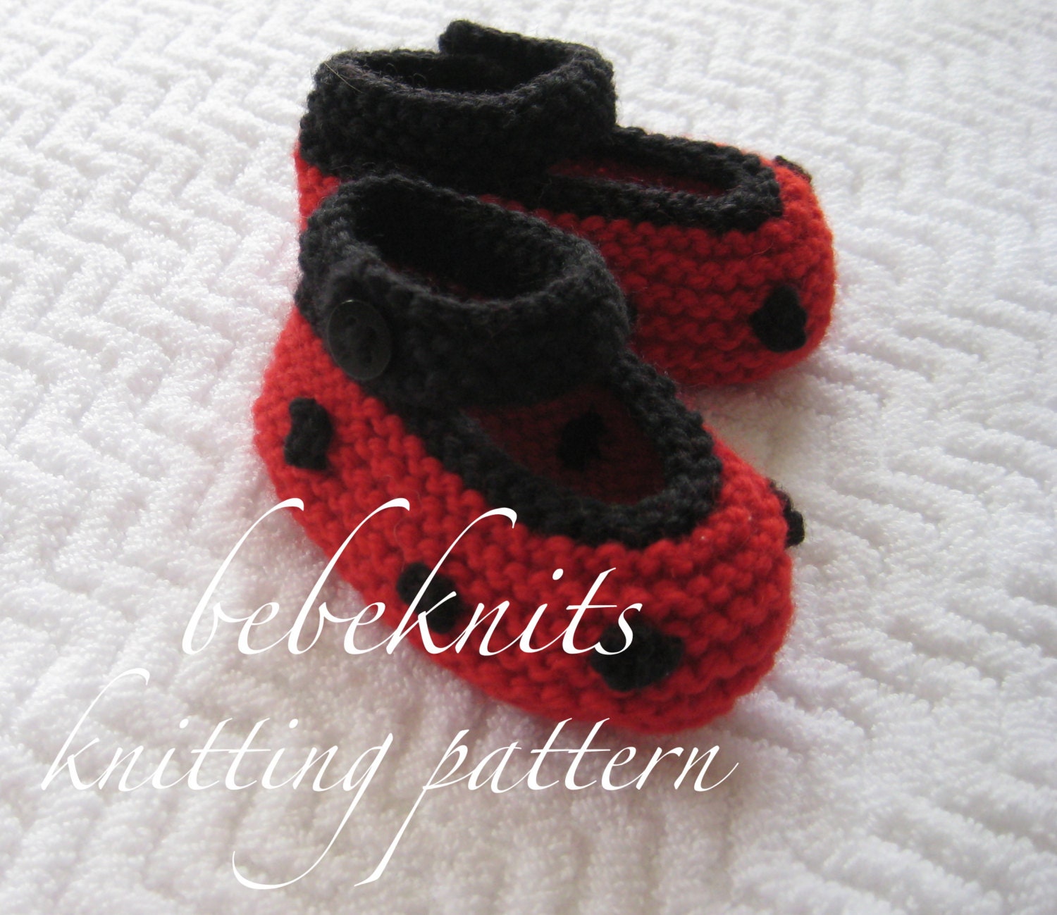 Bebeknits Ladybug Baby Booties Knitting Pattern in 4 Sizes