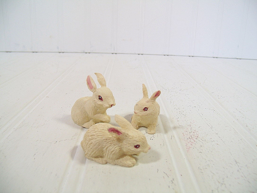 Trio Set of Bunny Figurines Vintage Easter Rabbit