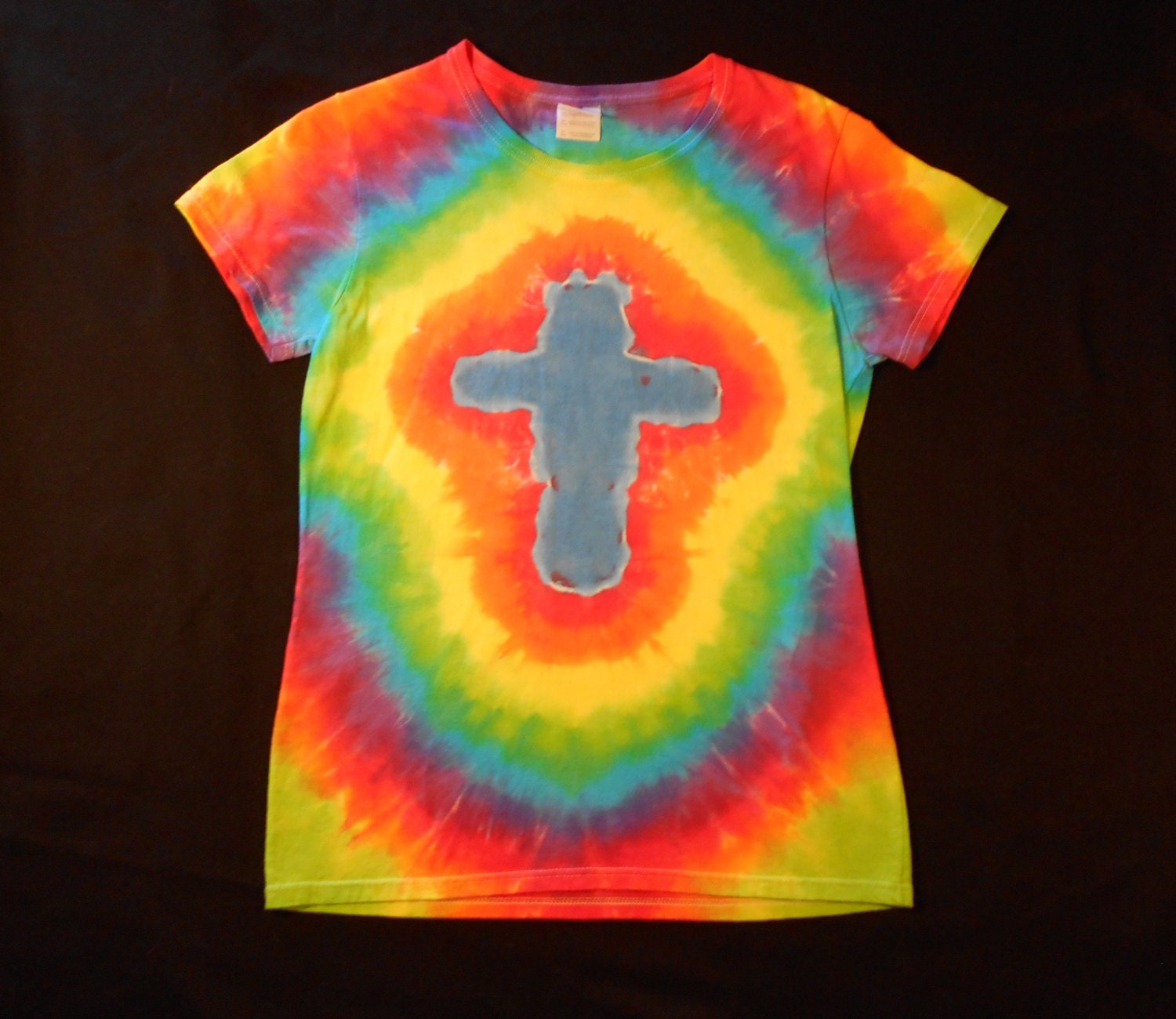 how to make a tie dye cross shirt