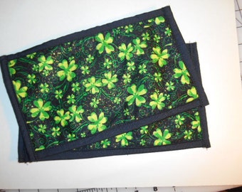 St. Patrick's 4-leaf clover's, 2 Mug Rugs