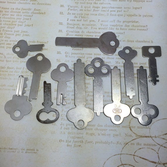 12 Vintage Flat Keys Vintage Destash Chrome Keys by TheBrownPear