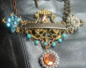 Tim Holtz The Journey Awakens the Soul Necklace 1010.