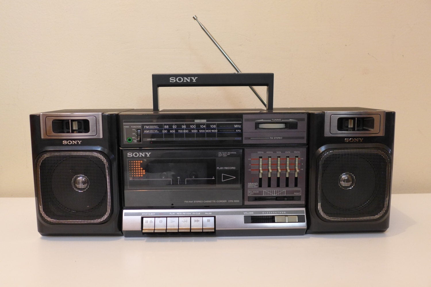 Vintage Sony CFS 1000 Boombox Ghetto Blaster by ZeeJunkHunter