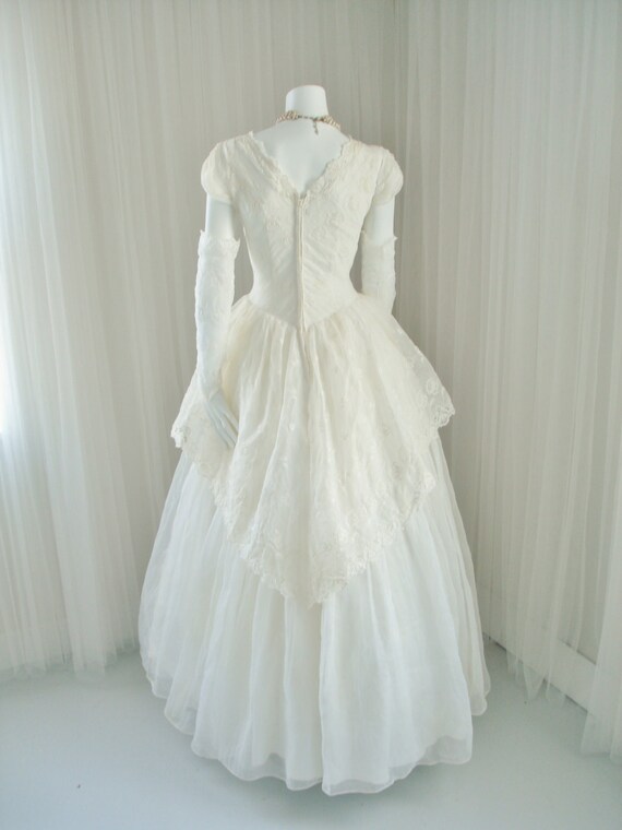 1950 White Wedding Peplum Dress with Ballgown Skirt and