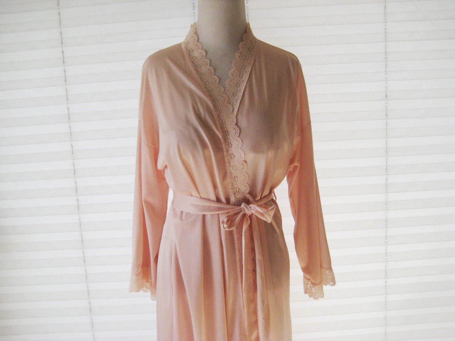 Peach lace summer robe thin robe Vintage long robe