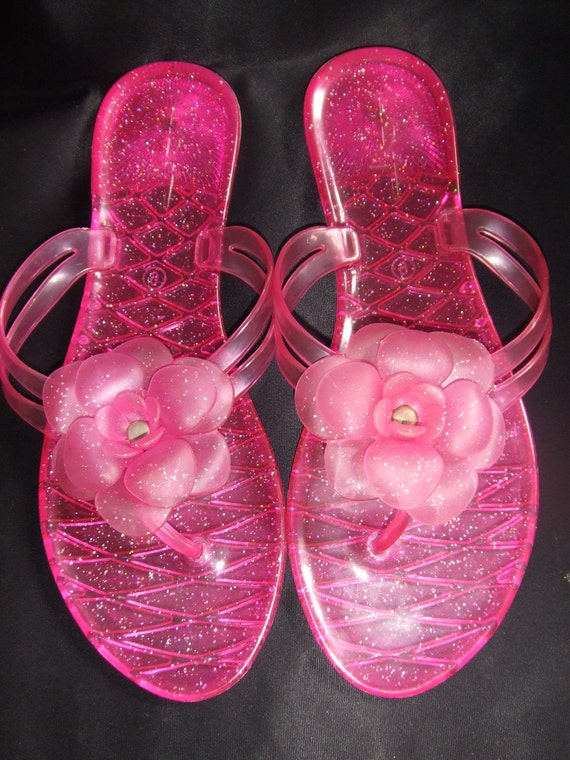 Forever 21 Pink Plastic Flip Flops with Large Pink