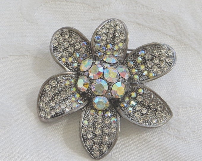 Rhinestone Daisy Brooch, Flower Pin, Vintage Aurora Borealis, Sparkling Stones, Wedding Bride Purse