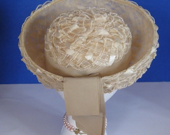 Vintage Breton hat, 1960s vintage brim hat with ribbon, natural beige, Star Store, size small (6-1/2)