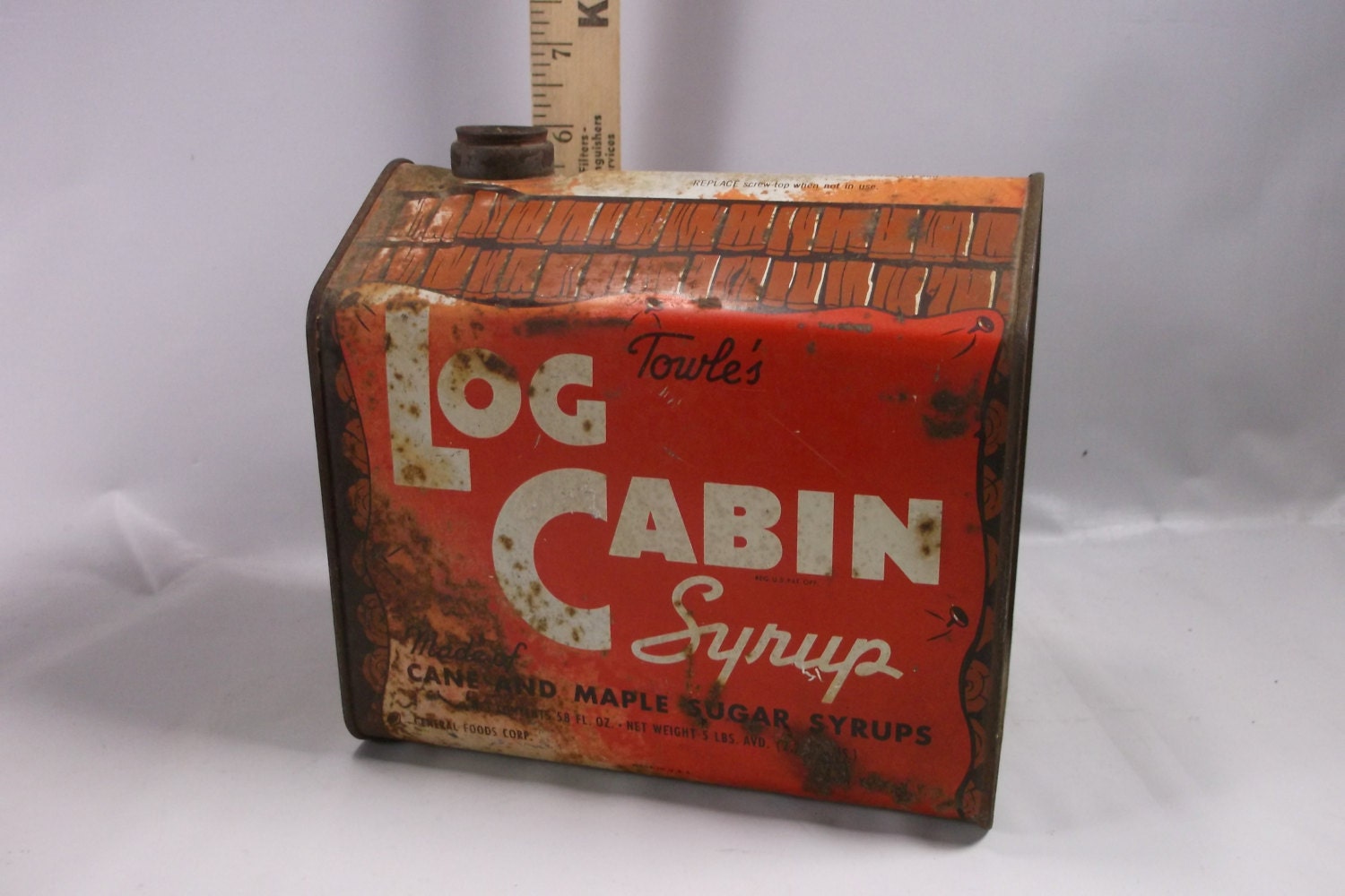 Rare 58 oz. 5 lb.Original Towle's Log Cabin Syrup