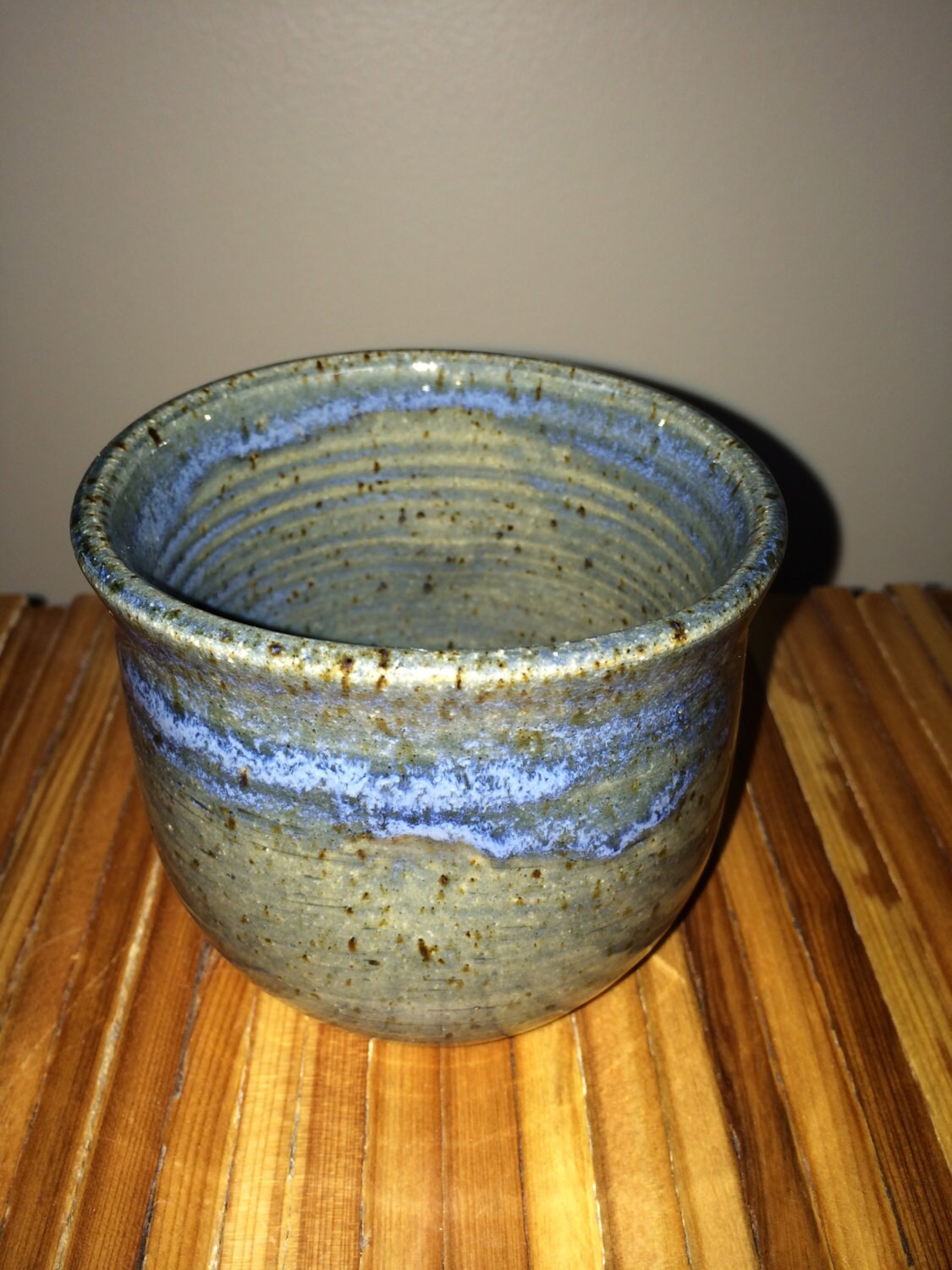 Ceramic cylinder handleless cup 9 oz short mug coffee or